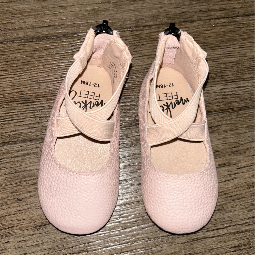 Monkey feet ballerina flats